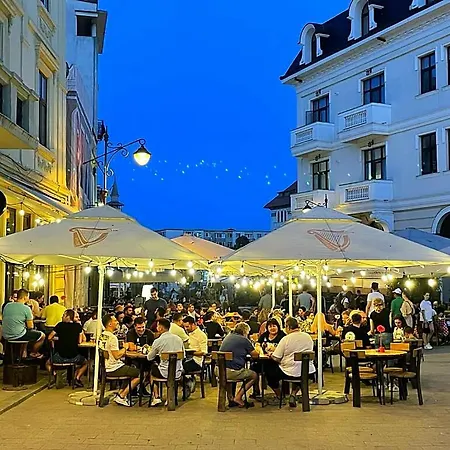 Apartment Sea Breeze Old Town